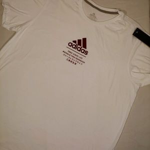 Adidas mens 2XL tshirt bnwt
